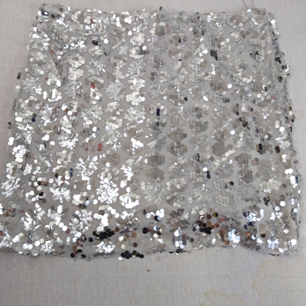 Showpo NWT Silver Sequin Women's Skirt Size 16 Stretchy